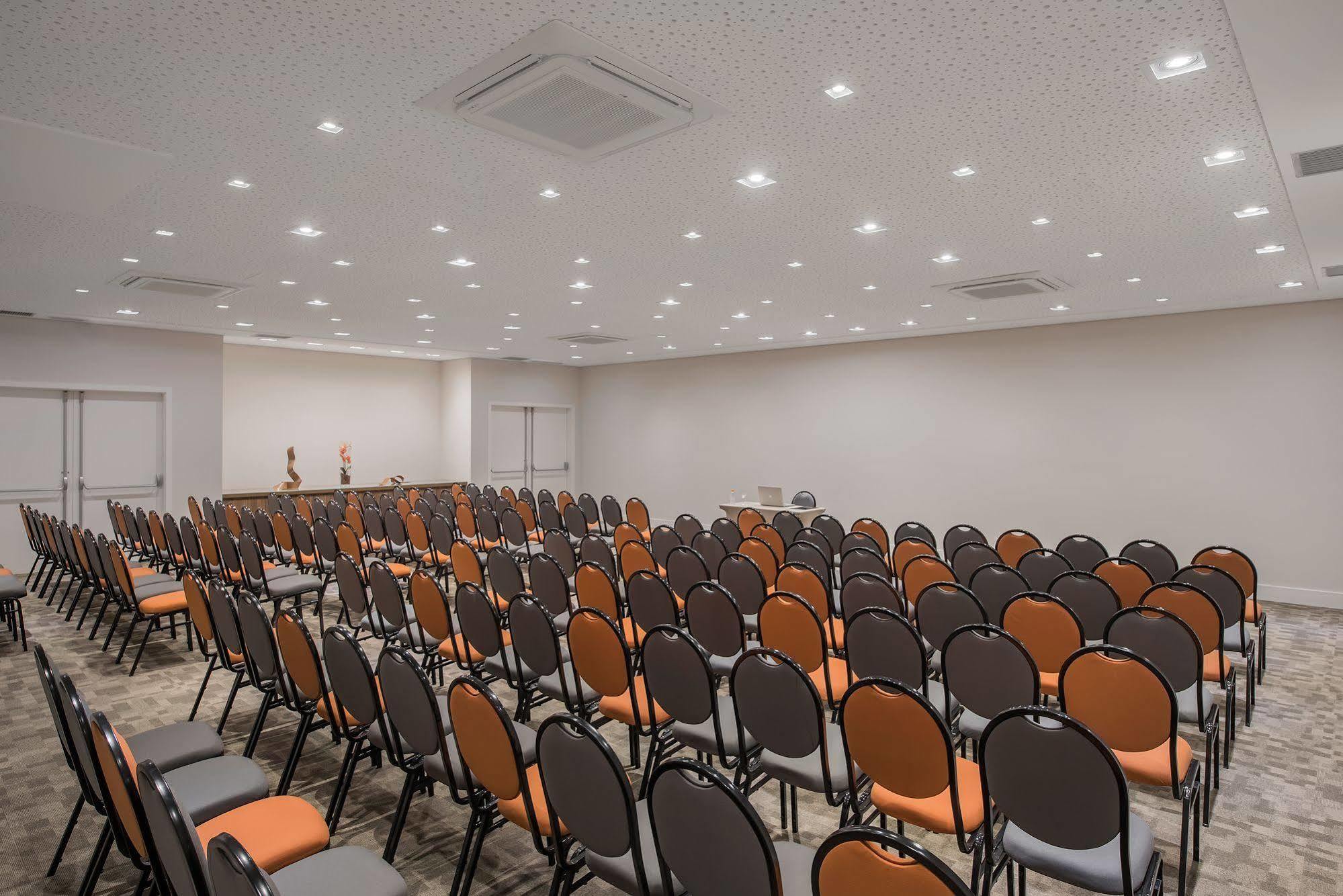 Intercity Patio بينداموهانغابا المظهر الخارجي الصورة